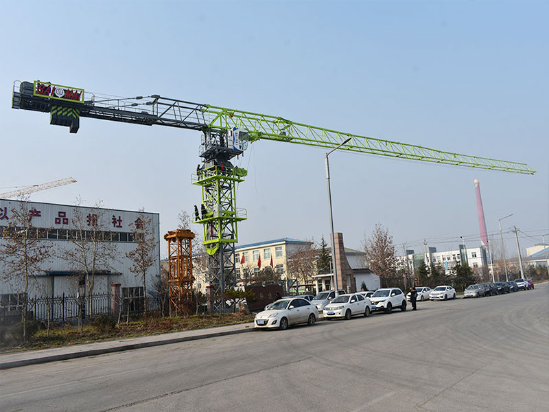 高層建筑物離不開內(nèi)爬式塔吊 爬升作業(yè)注意事項與拆除